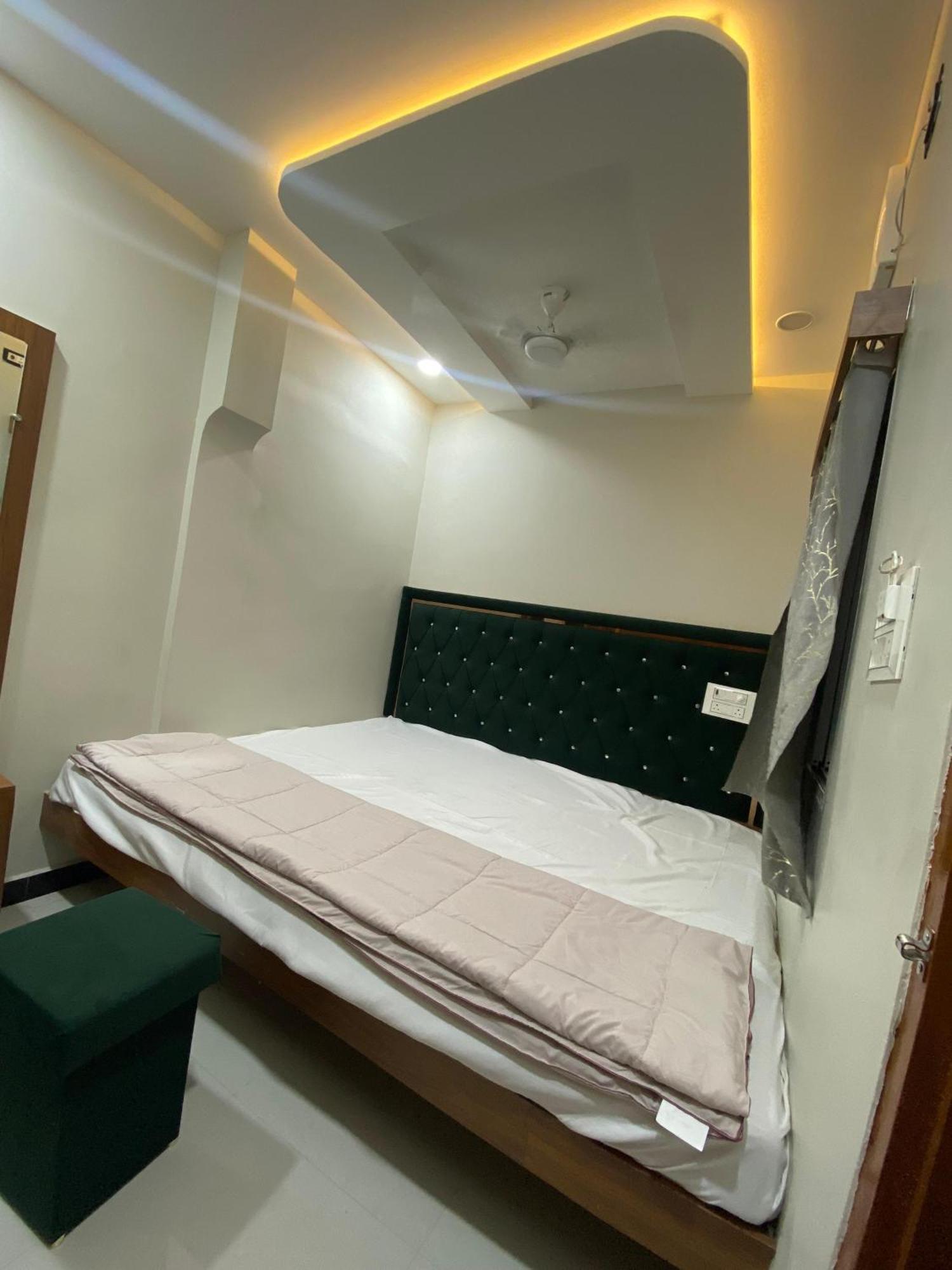 Hotel Super Palace Ujjain Extérieur photo